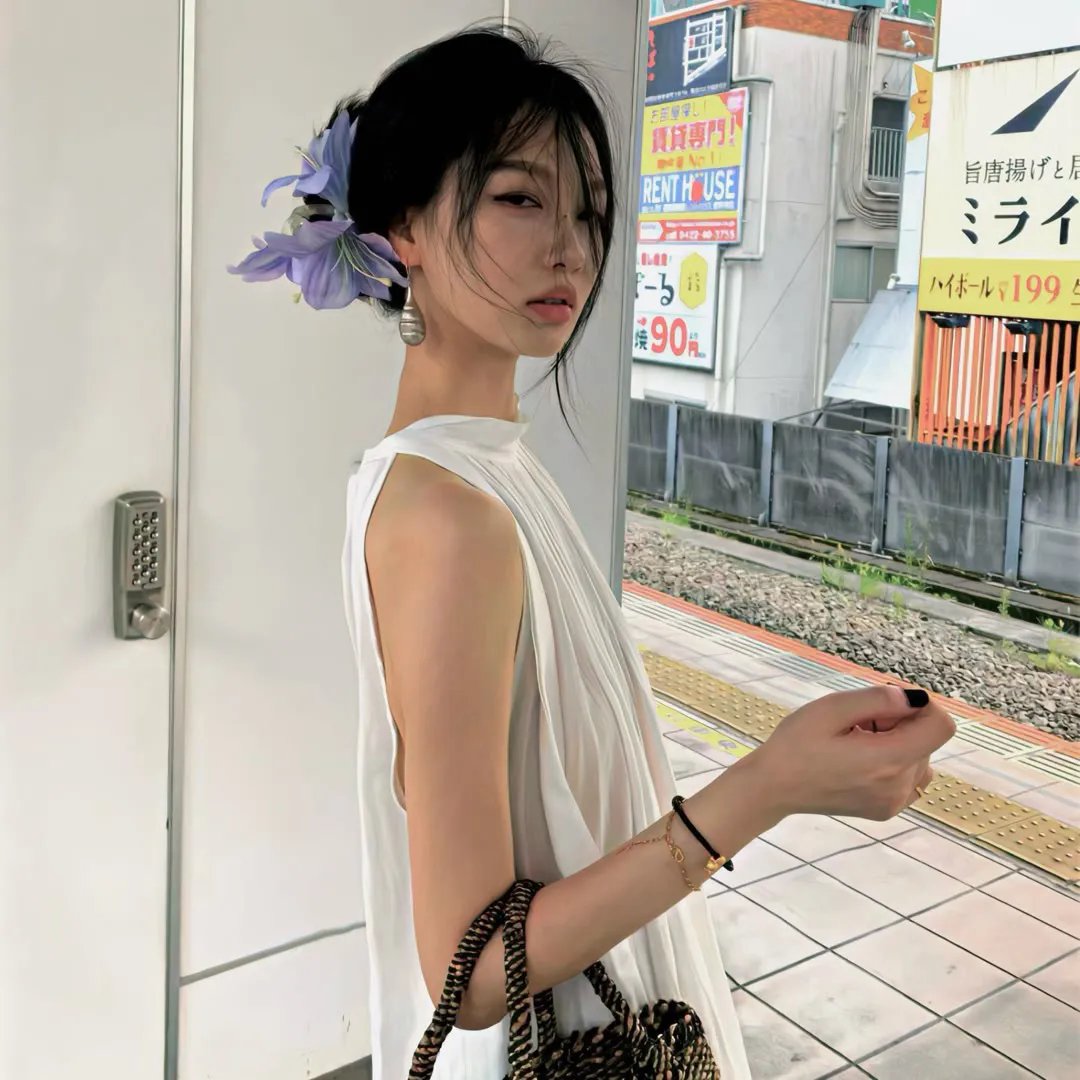 沼泽深处的女孩